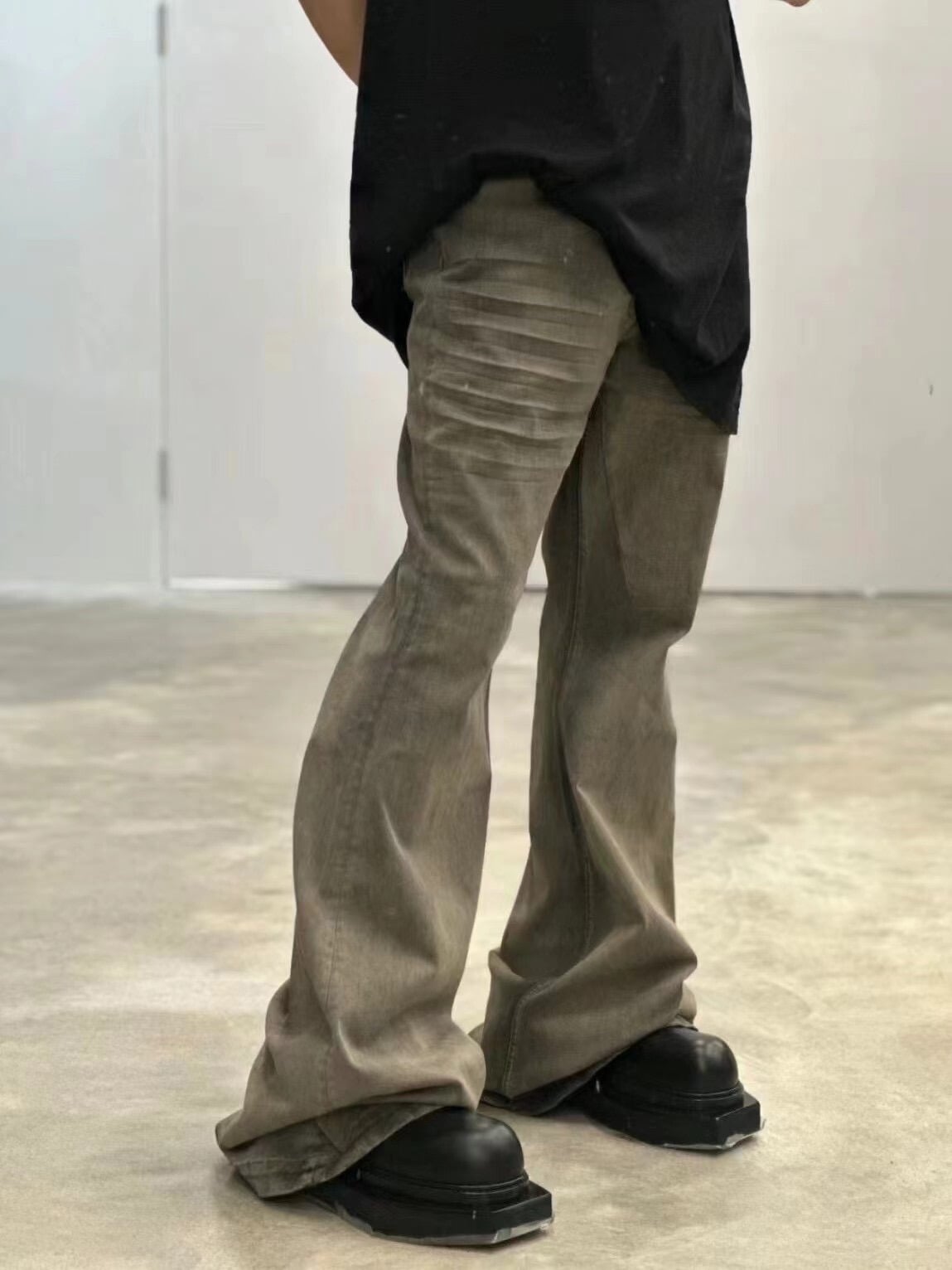 Unknown Jeans