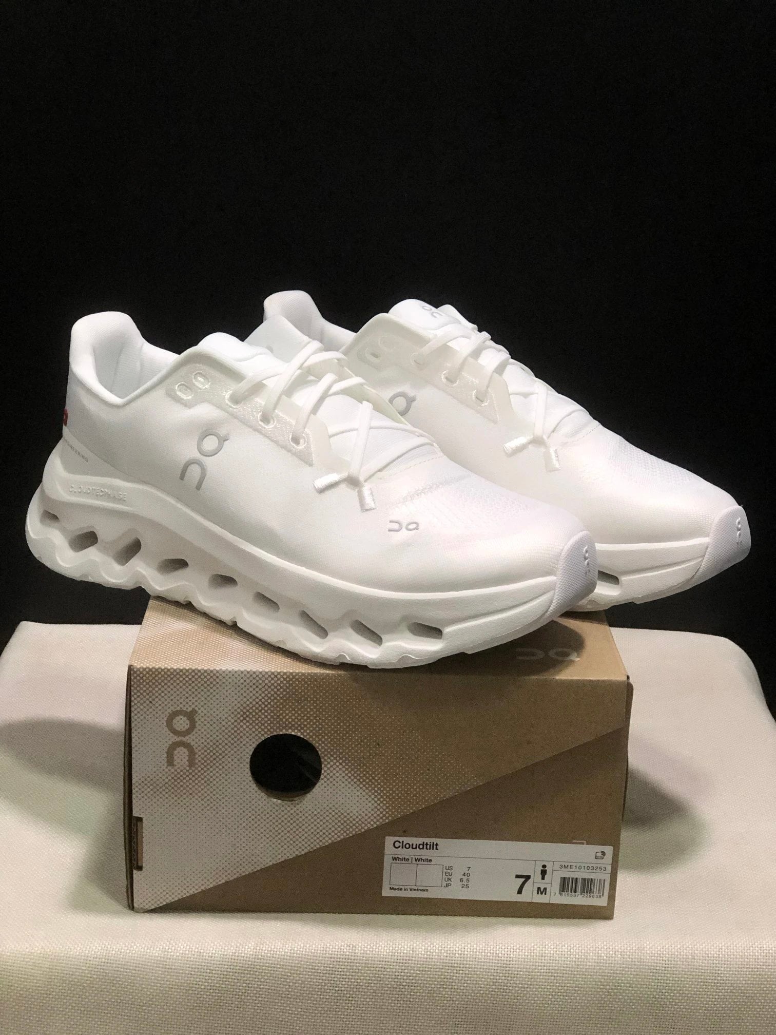 ON Shoes