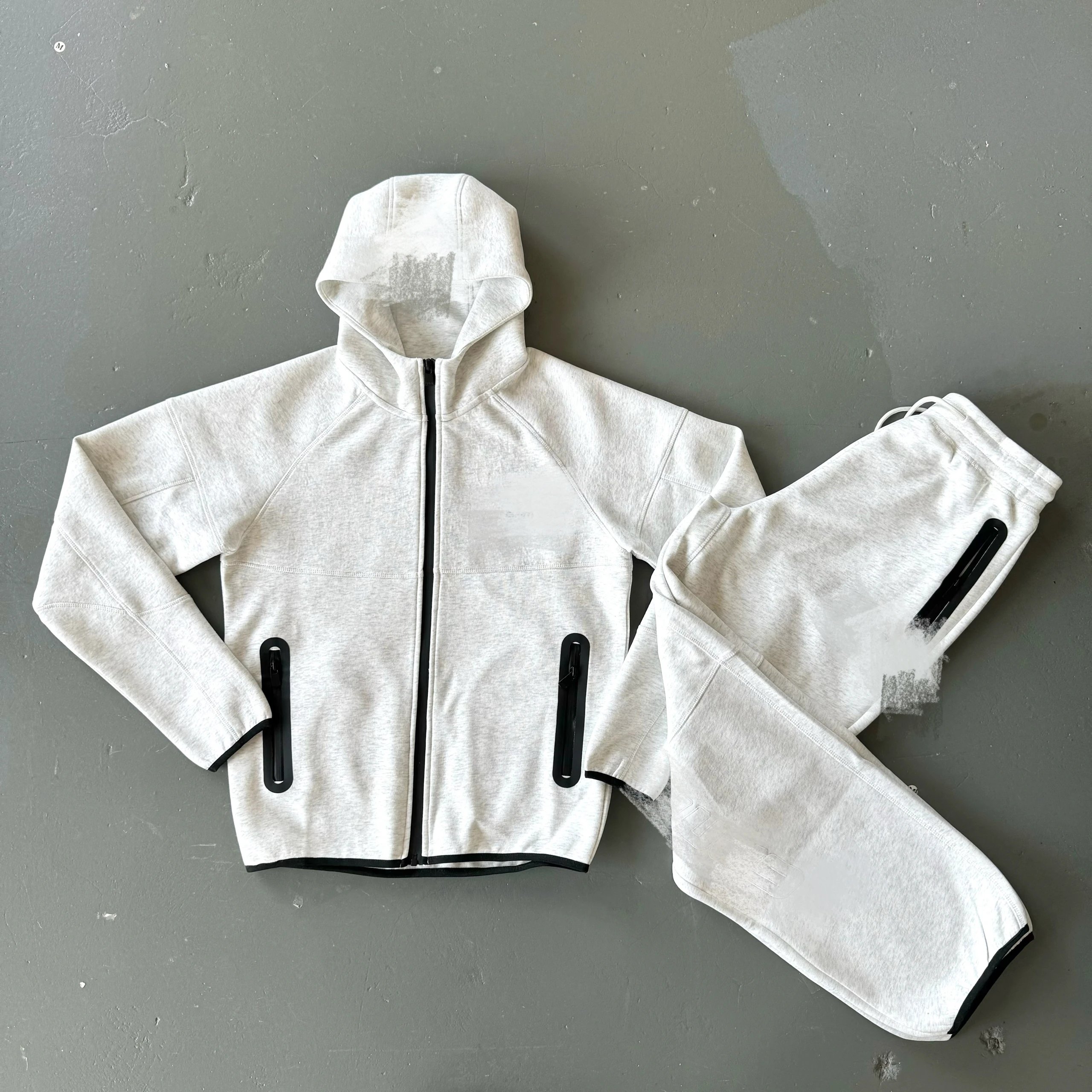 6PM Tracksuits