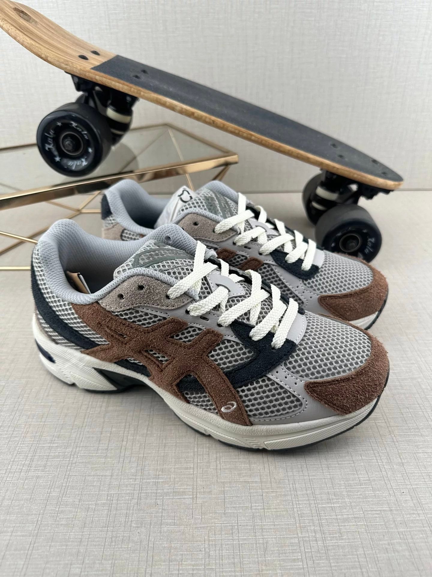 Asics Sneakers