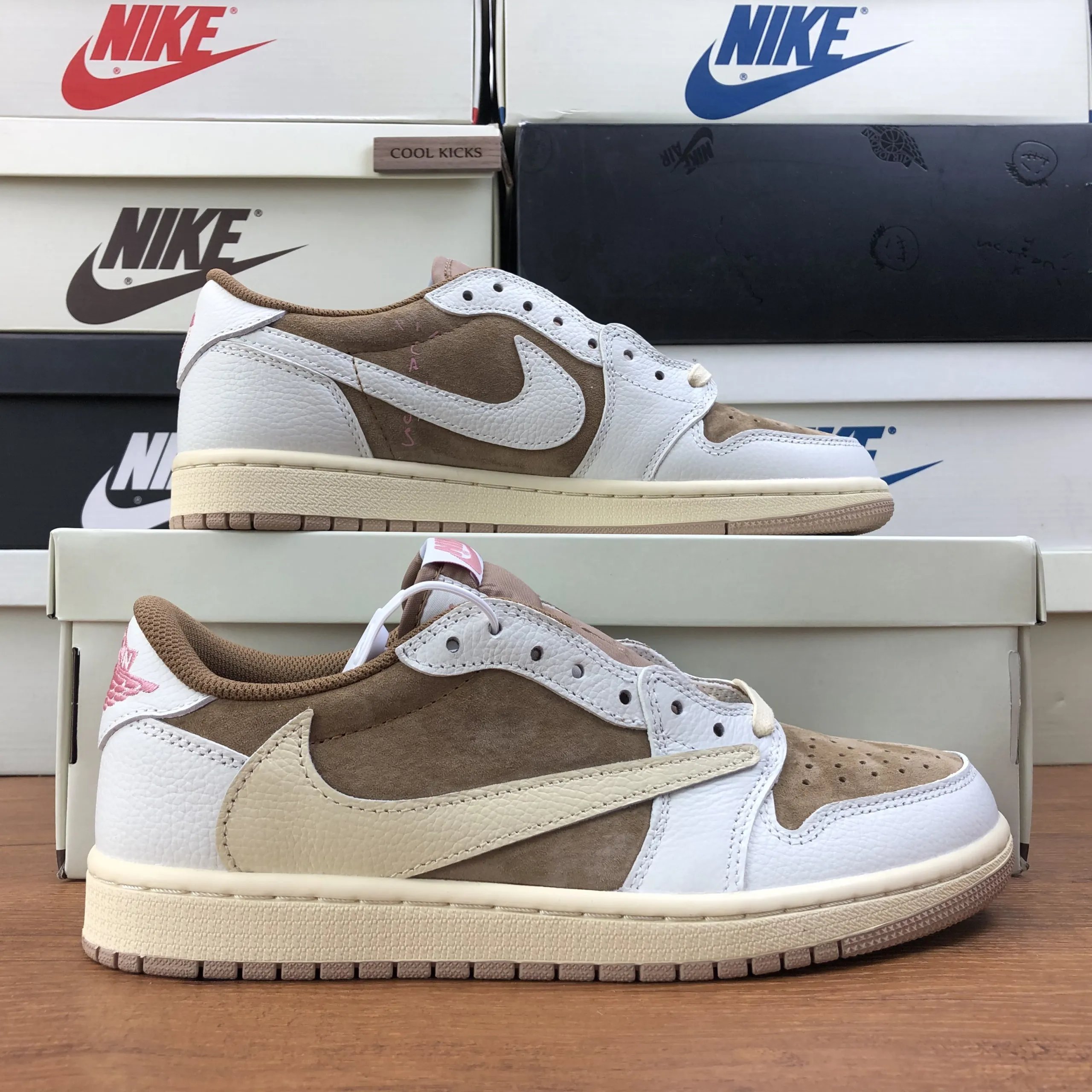 Nike Sneakers
