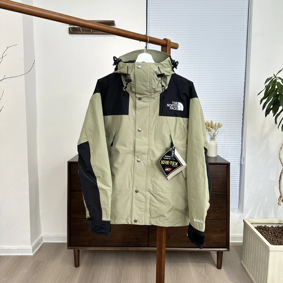 The North Face Gore-Tex Jacket White Beige