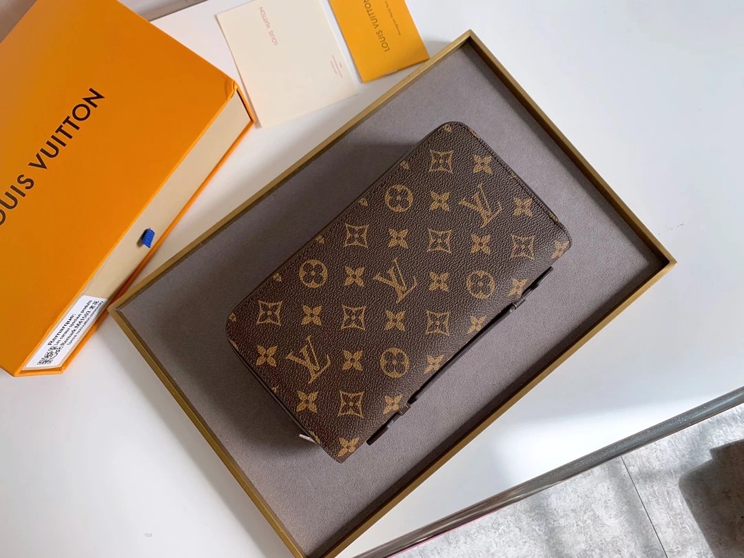 Louis Vuitton Wallets