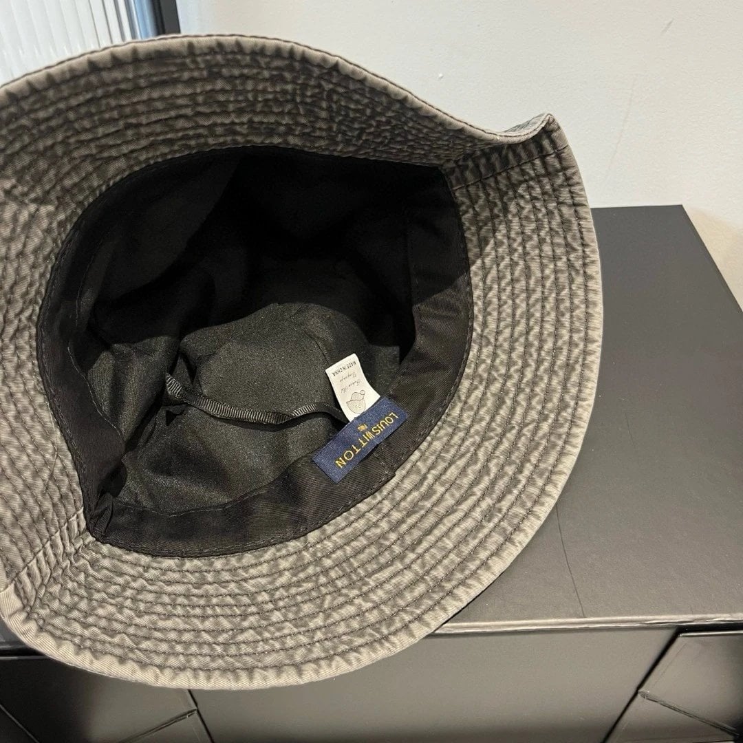 Louis Vuitton Headwear
