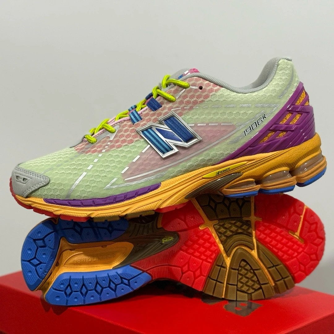 New Balance M1906RKL Sneakers