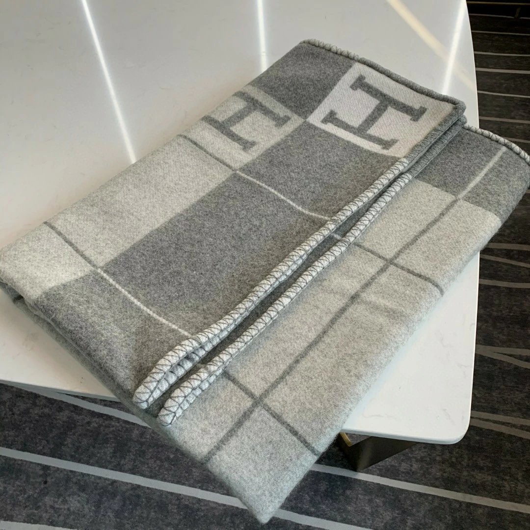 Hermes H Blanket Beige