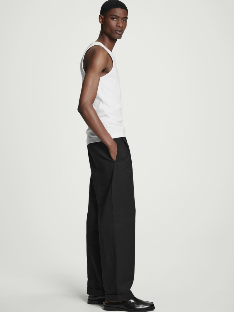 COS Black Tanktop