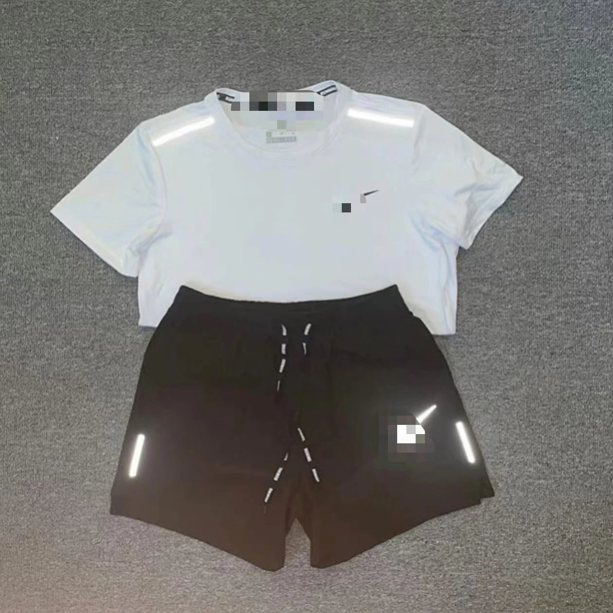 体育田径训练夏季男女跑步运动健身速干短袖套装三分短裤马拉松