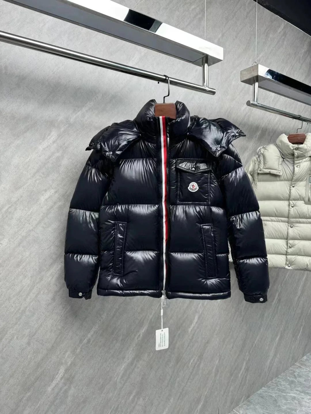 【1:1】replica Mon down jacket whatapp:+852 4624 2166