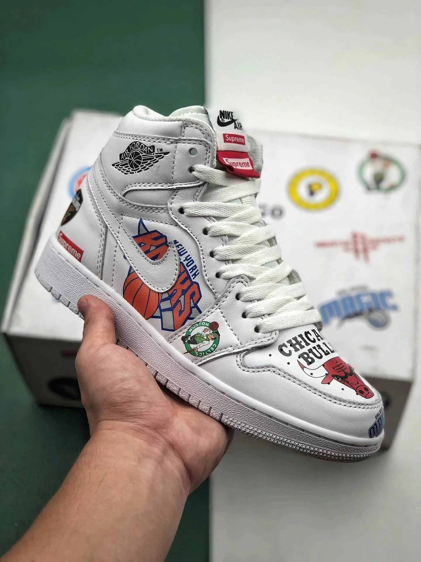 Air Jordan 1 Jordan Generation high top "Bull" cowhide basketball shoes after the Bull Air Force One hot another explosive models pure head layer leather construction