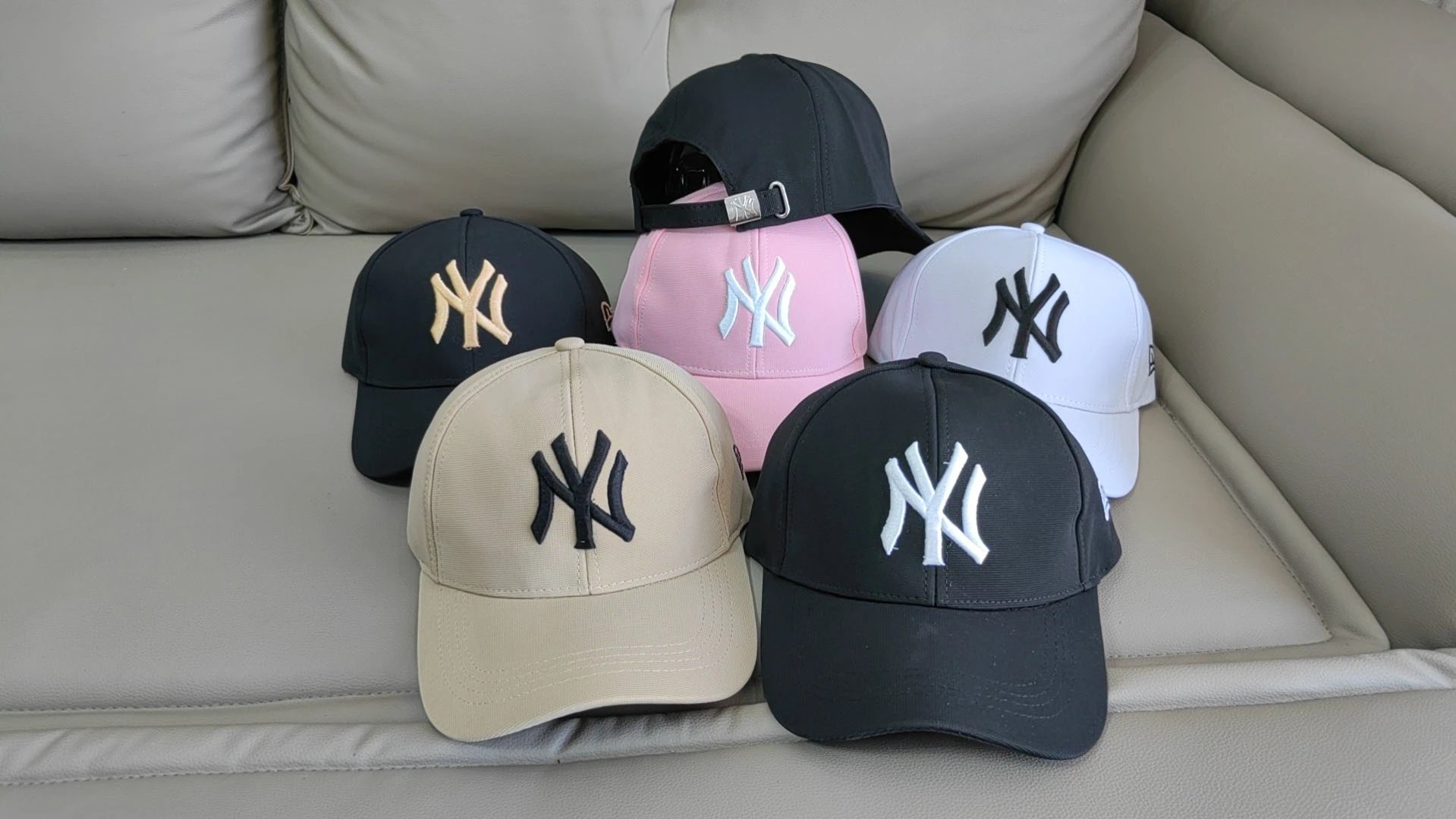 New York Yankees Peaked Cap