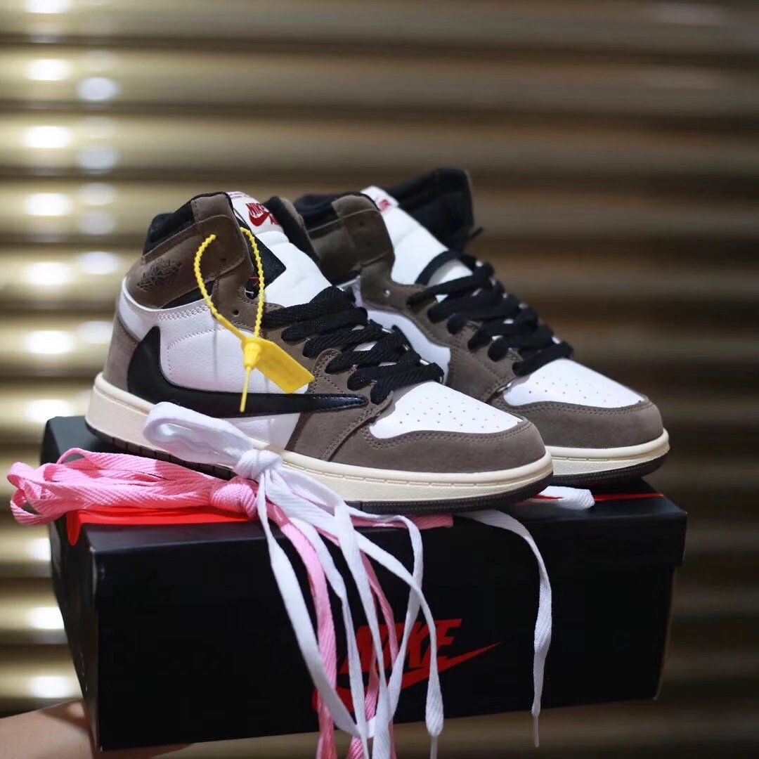 Travis Scott x Air Jordan 1 High OG