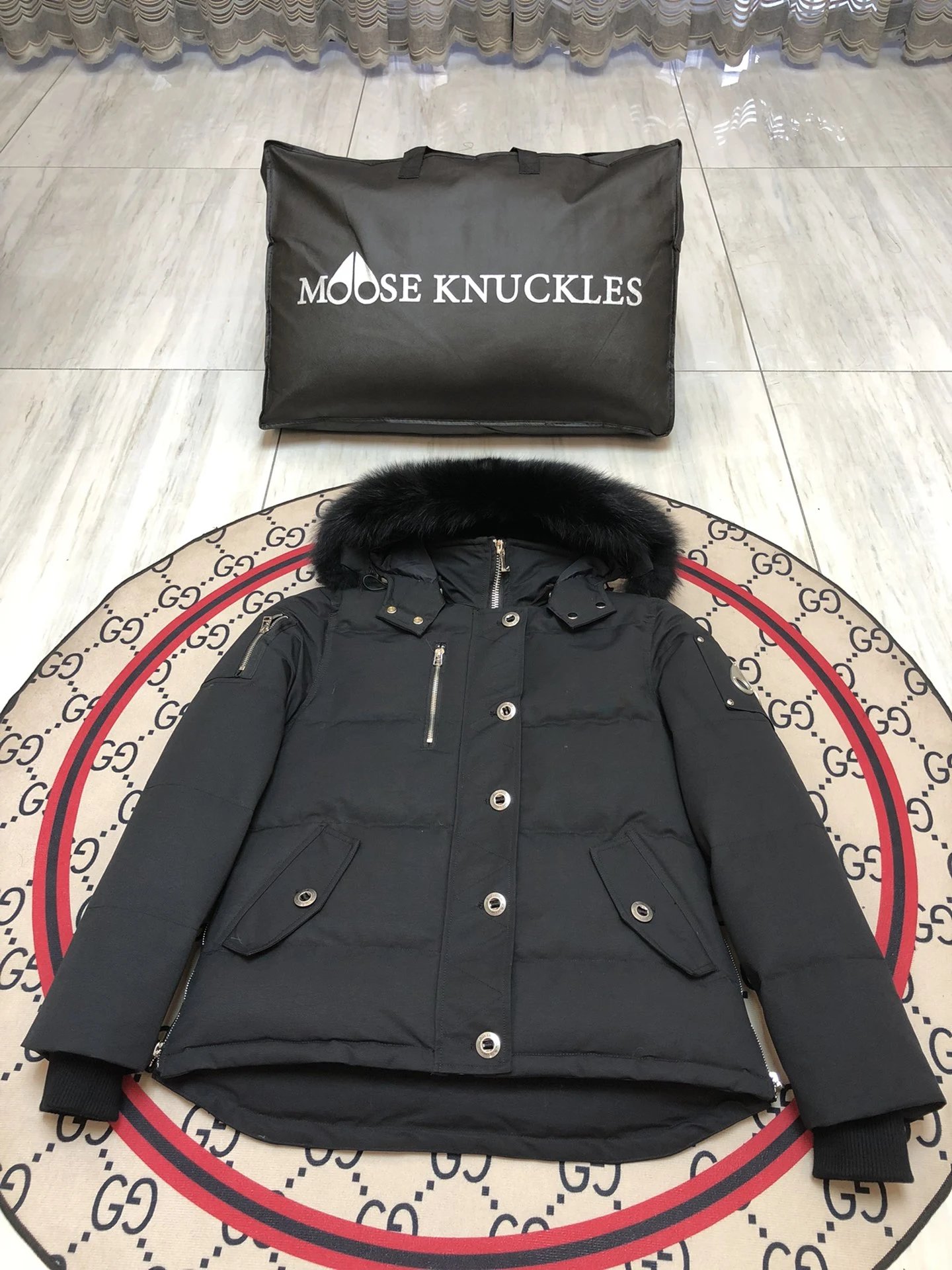 Top Quality 1:1 M**se Knuckles 05 Women DownJacket