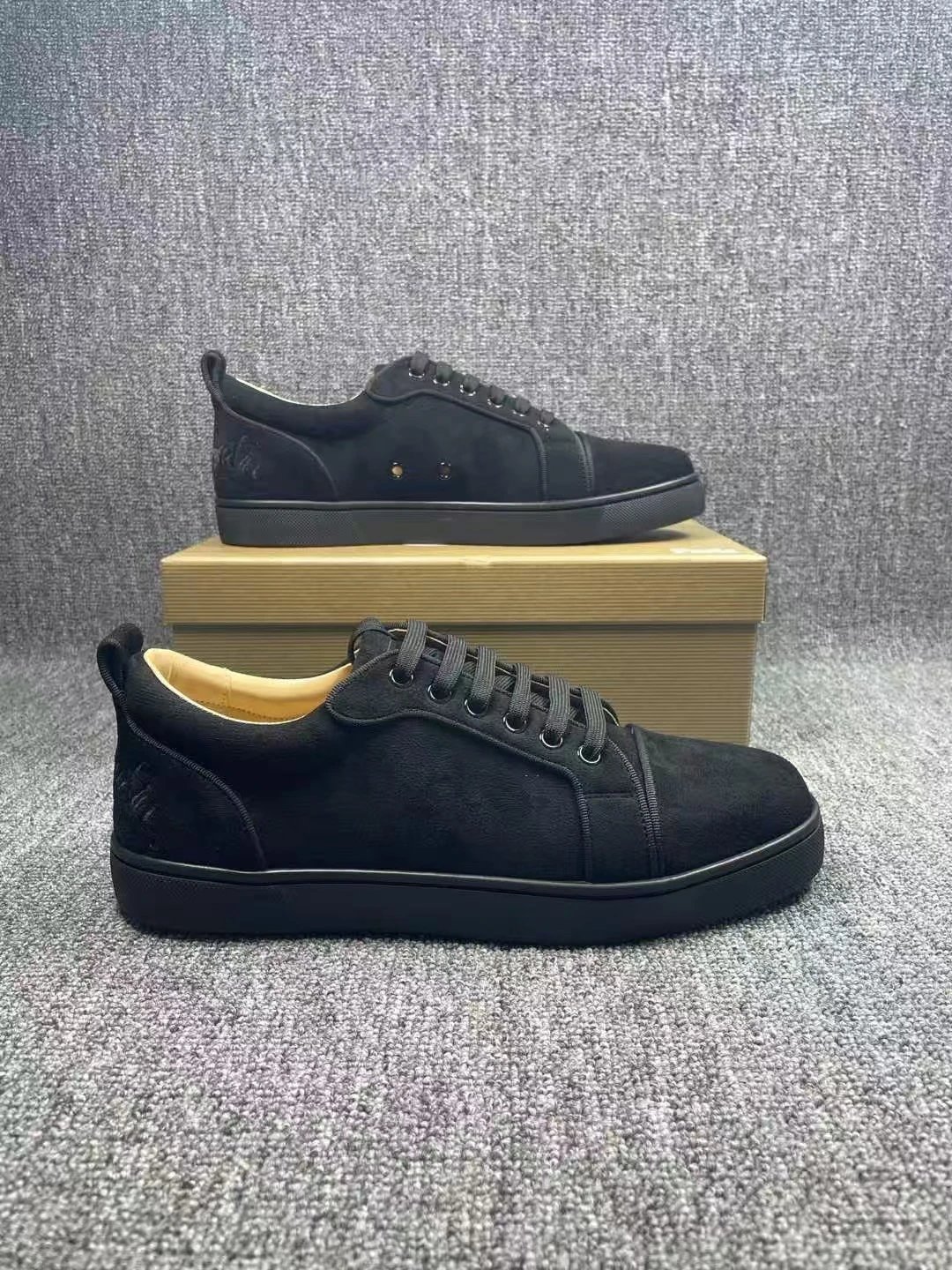 CL~高品质1:1原版休闲鞋