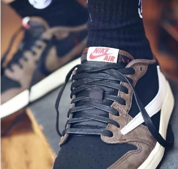 Travis Scott x Air Jordan 1 Low OG TS SP