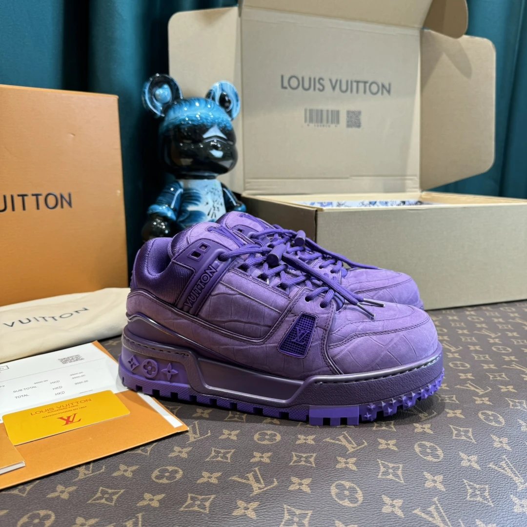L*OUIS V*UITTON trainer.
