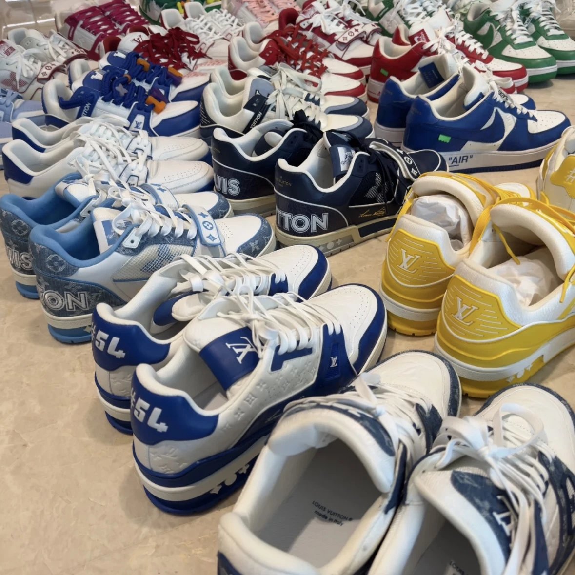 Louis Vuitton LV Trainer sneakers white blue
