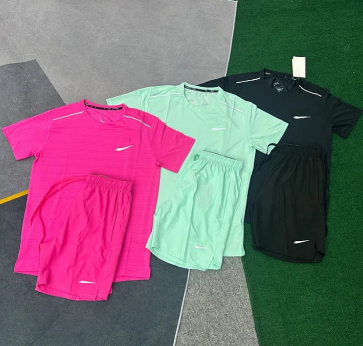 NIKE athletic wear set