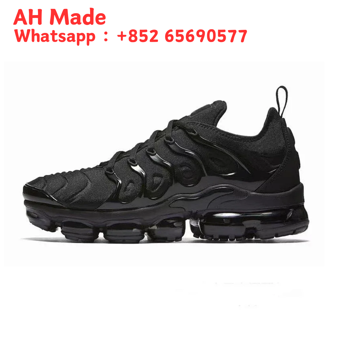 Nike Air VaporMax Plus Triple Black