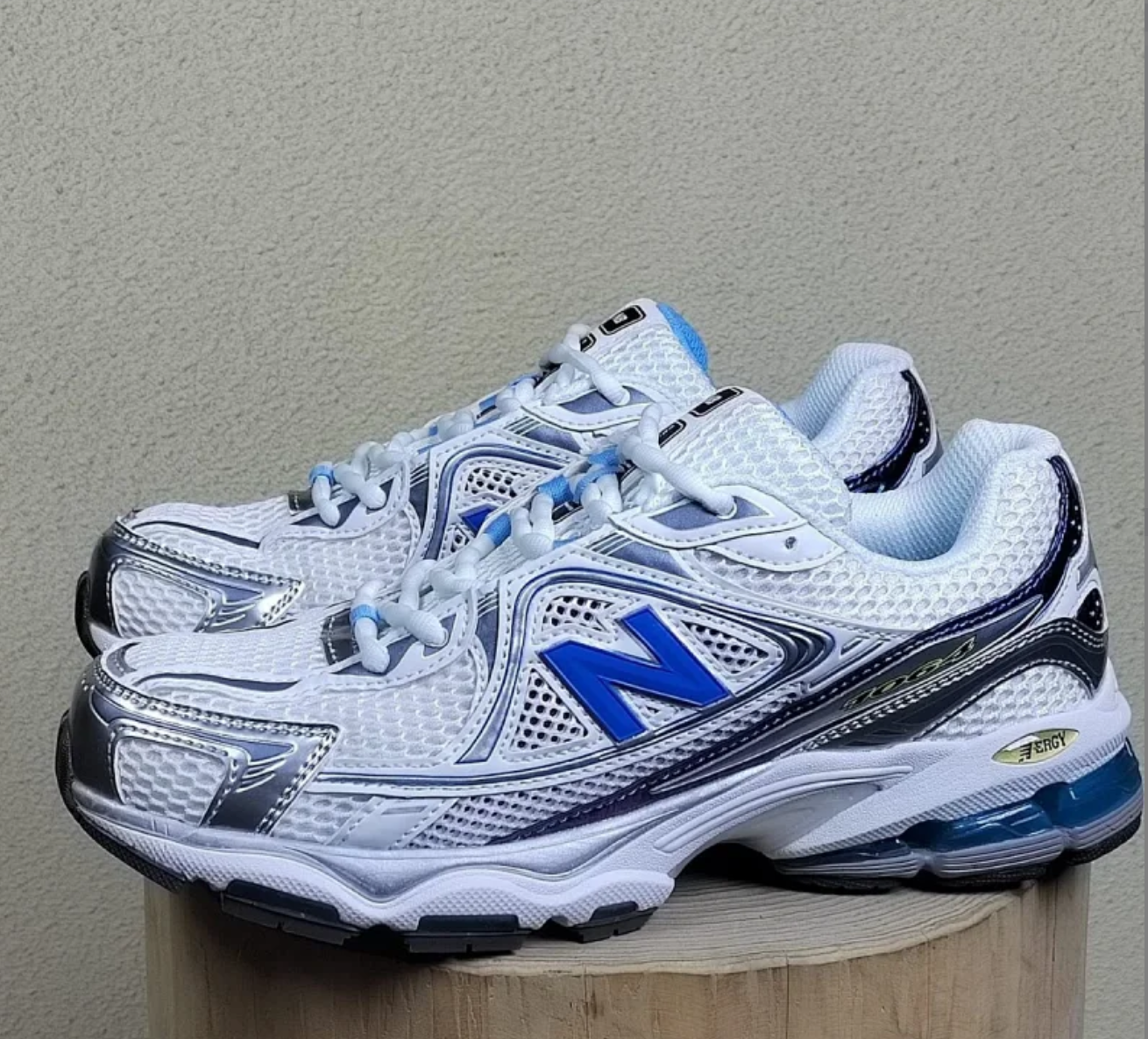 New Balance 1064