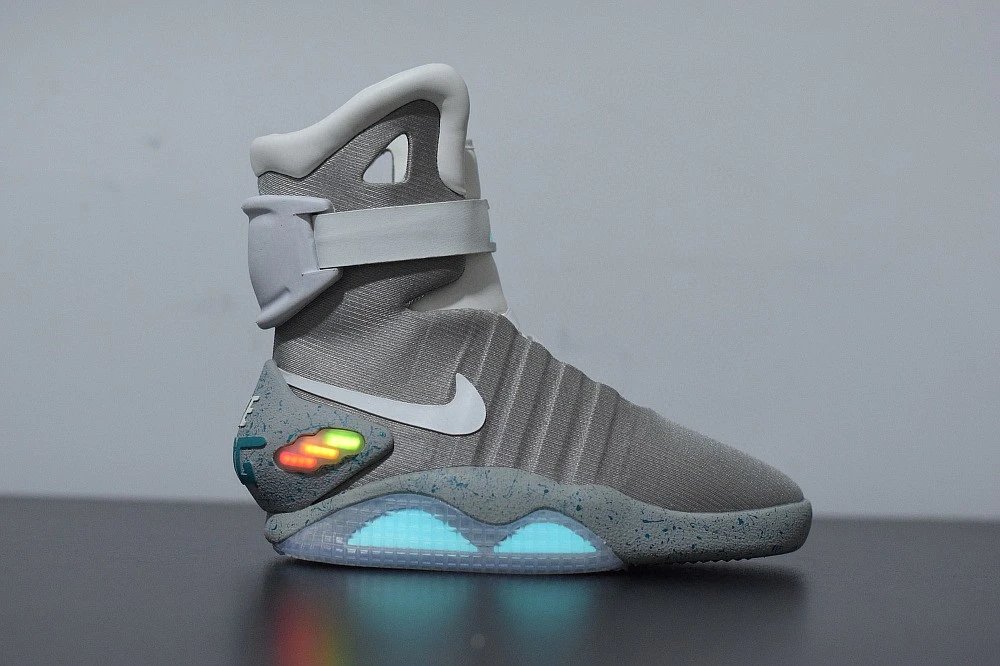 耐克/NIKE&nbsp;AIR MAG&nbsp;Power Laces 回到未来自动系带炫彩​夺目​​灯光休闲鞋417744-001