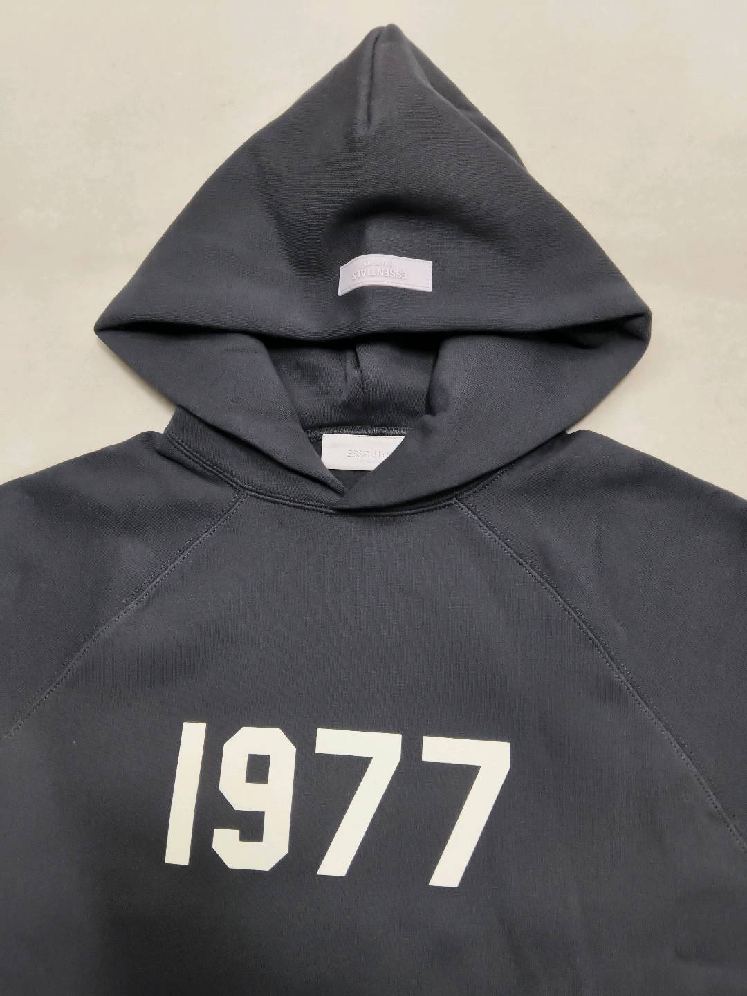 2022SS-1977 Flocking Hat Sweater ESSENTIALS fleece-lined Trendy Brand Hoodie Cross-border Hot Sale — QC-foto 3