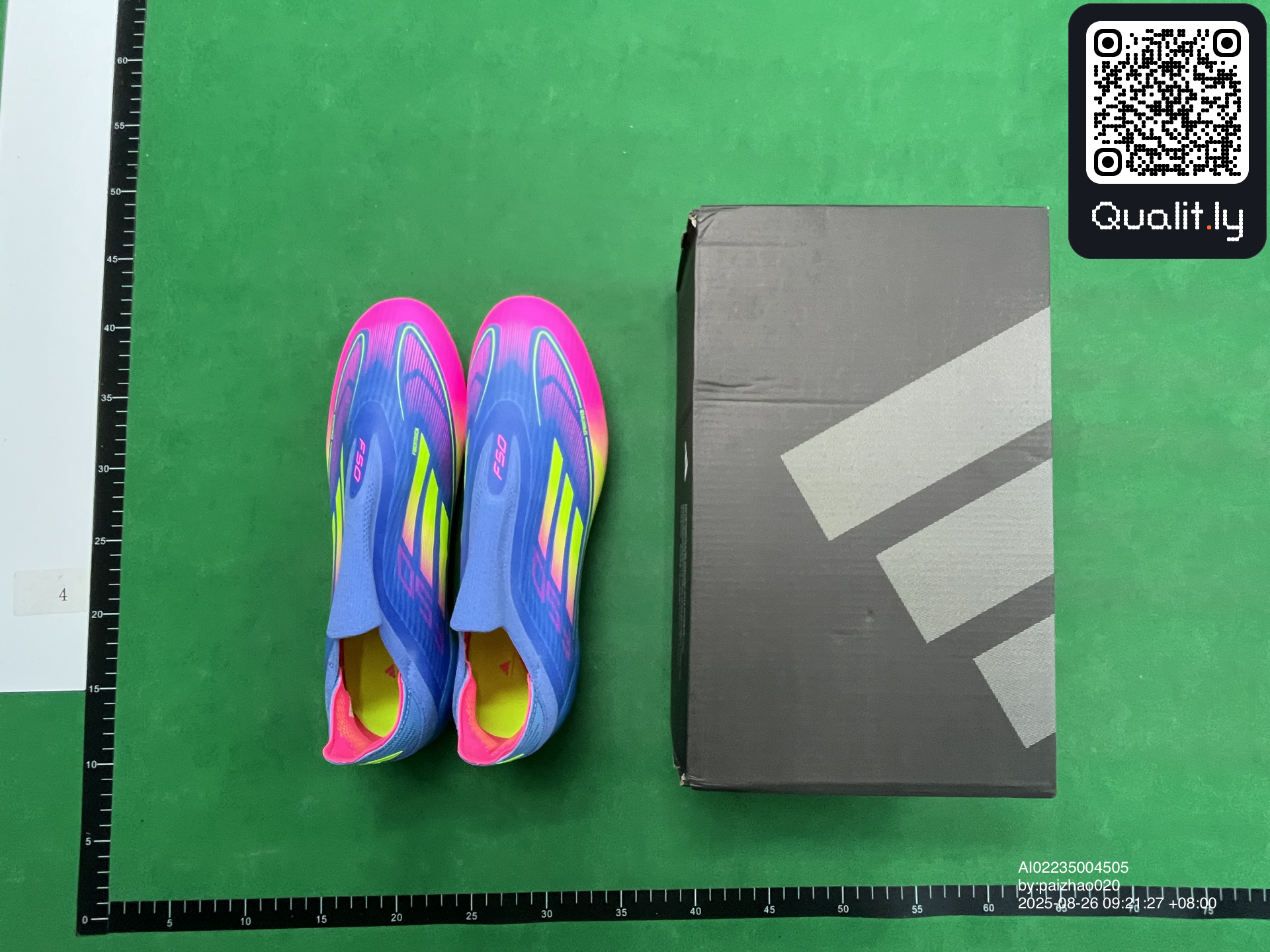 球鞋 QC 照片 1 / 34
