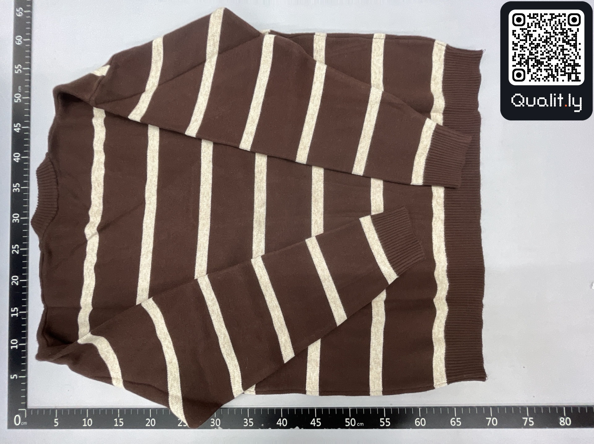 Sweater QC photo 3 of 46