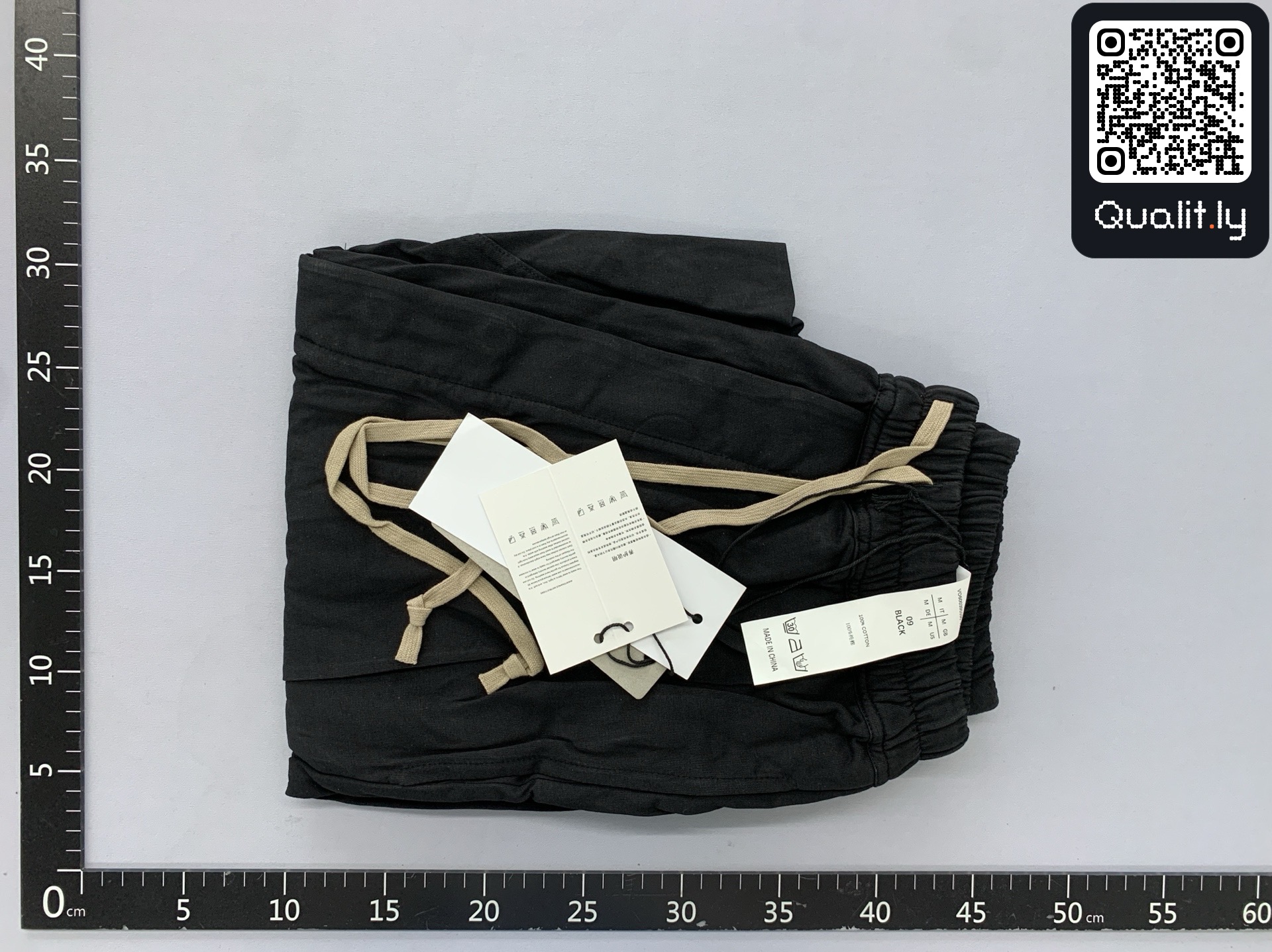 Pantalón corto — foto QC 1 de 4