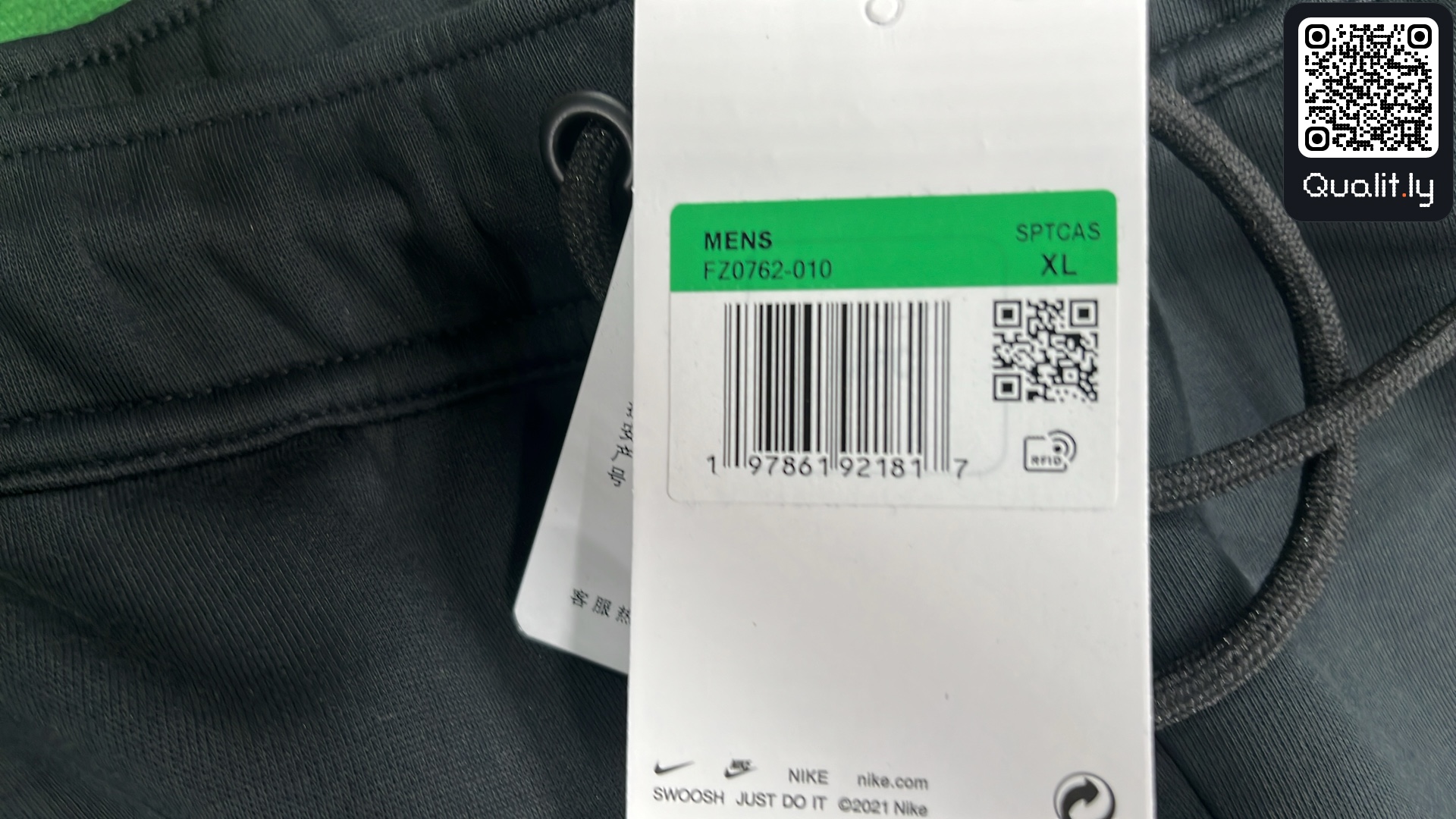 Hoodie — QC-foto 1 av 28