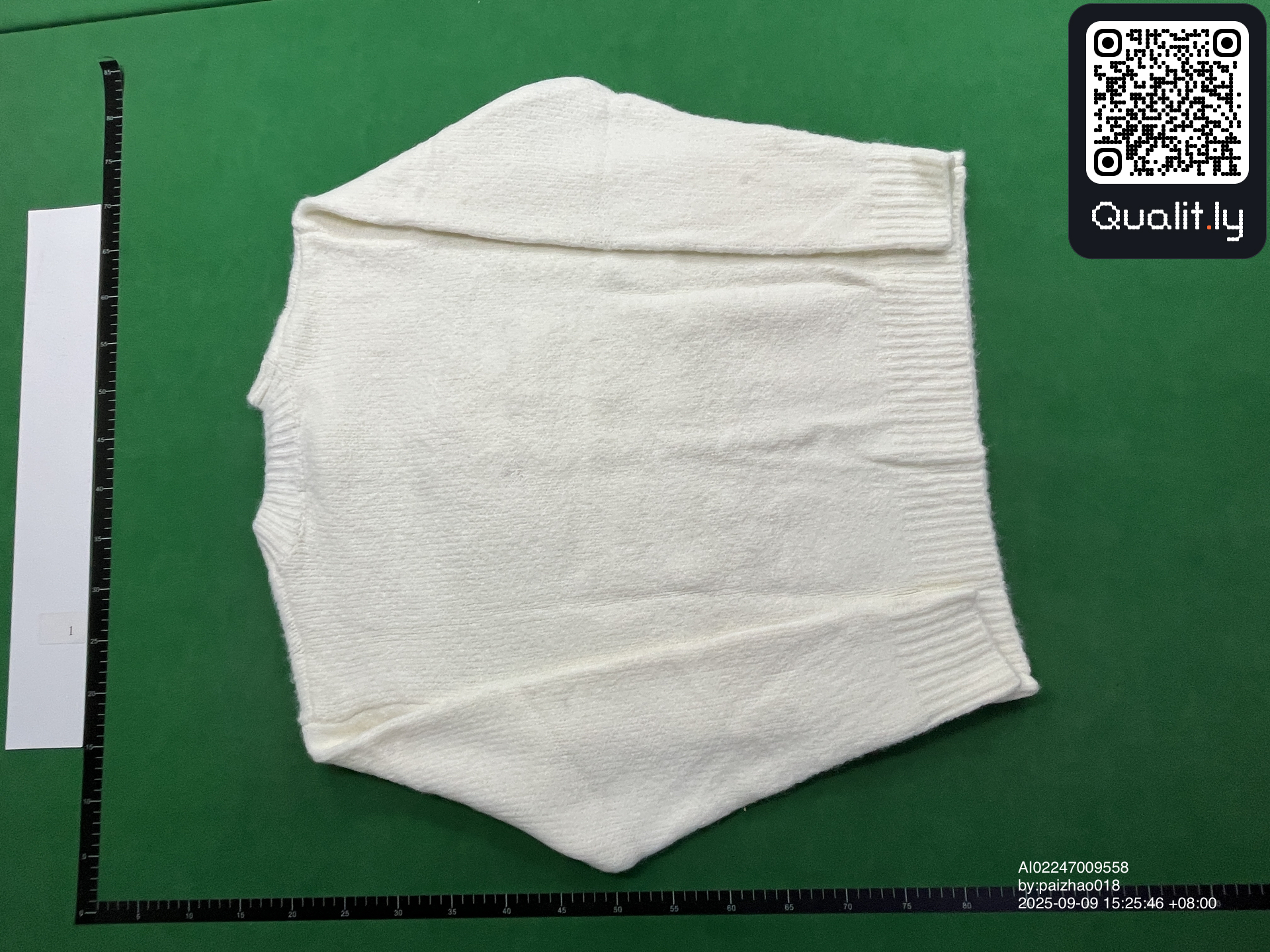 Sweater QC photo 2 of 4