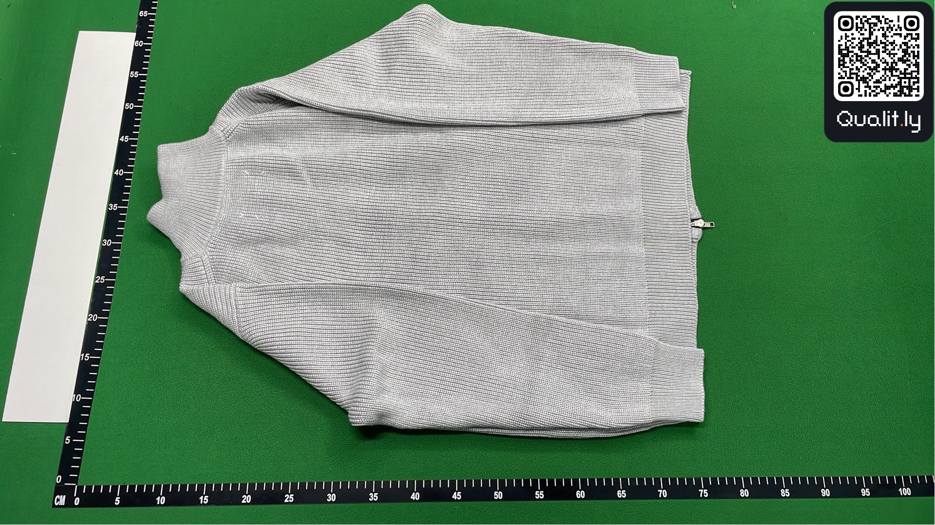 Pullover — QC-Foto 3 von 4