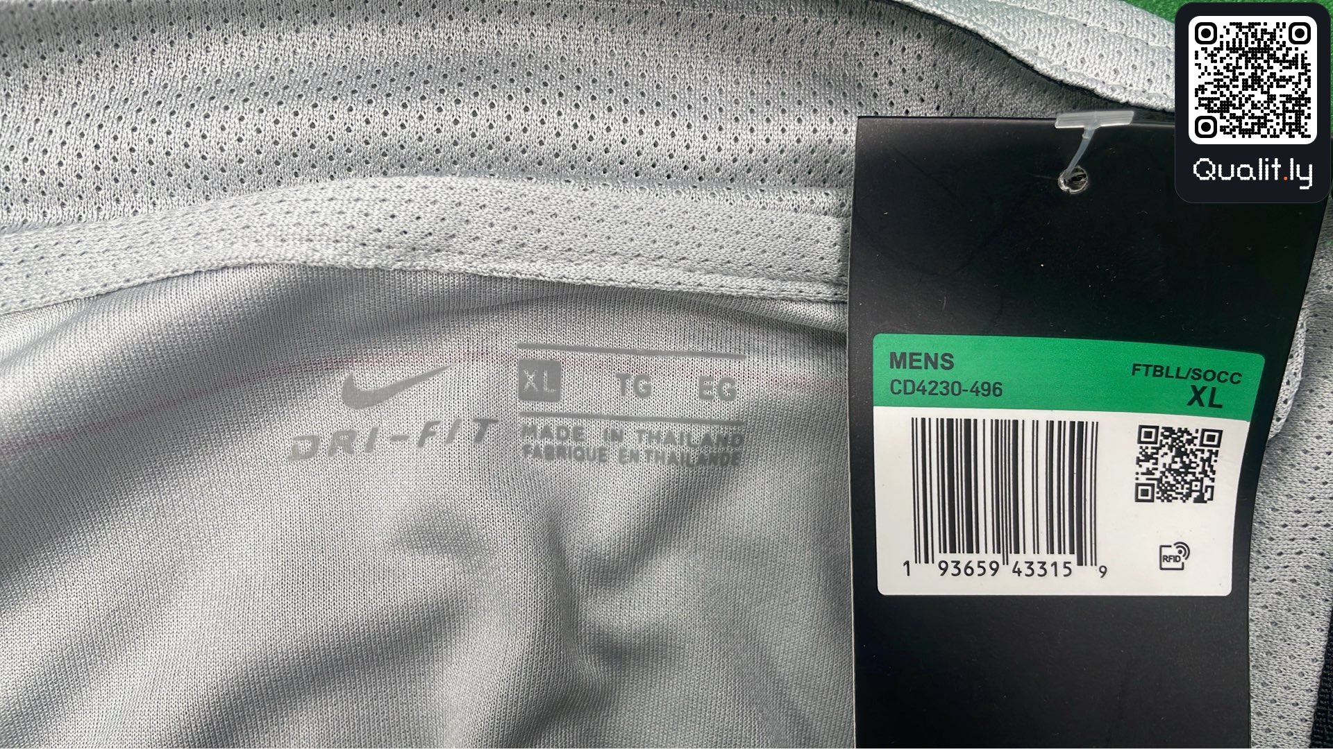 Shirt QC photo 1 of 31