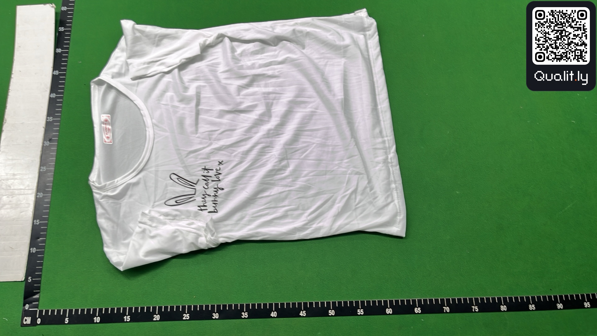 Pants QC photo 2 of 149