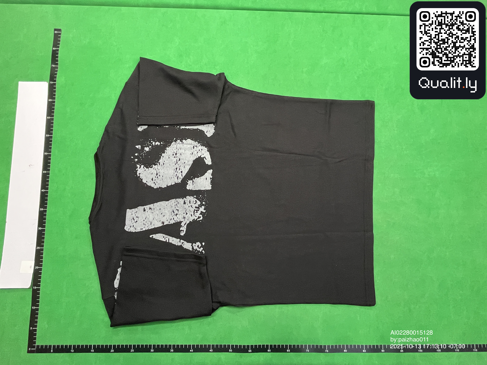 毛衣 QC 照片 1 / 10