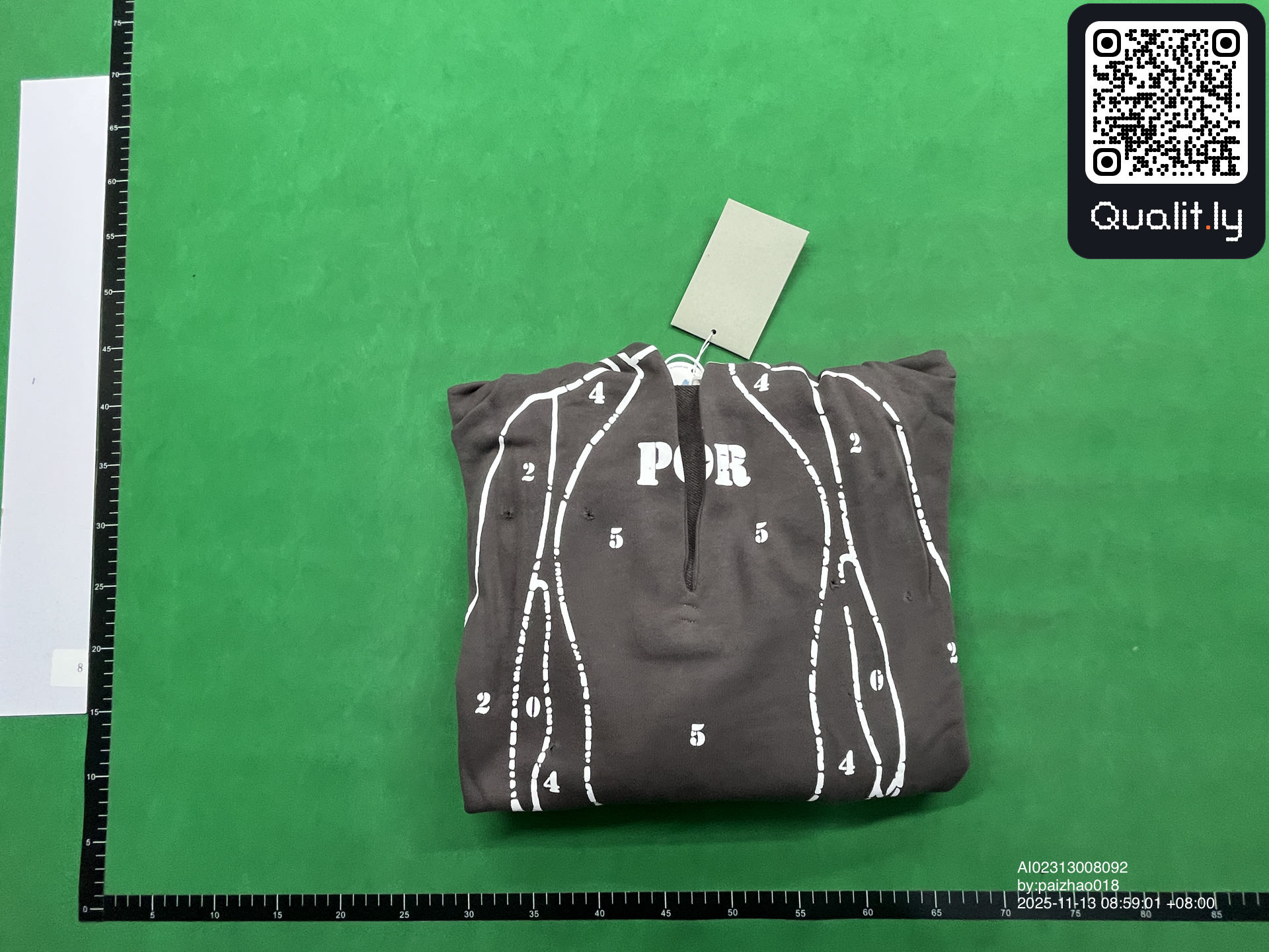 Hoodie QC photo 1 of 8