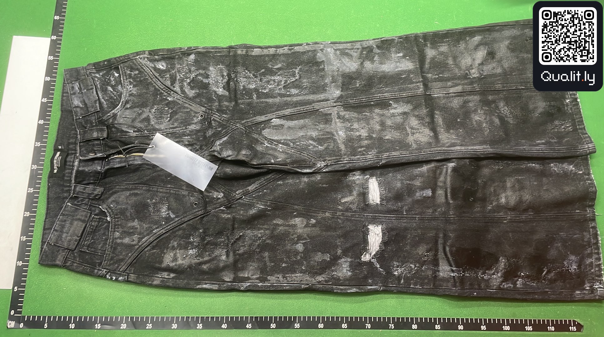Jeans — QC-foto 2 av 4