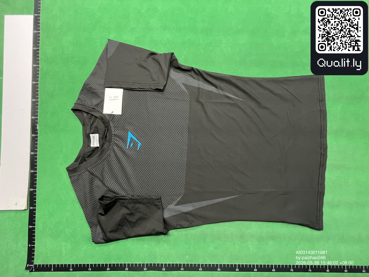 衬衫 QC 照片 1 / 98