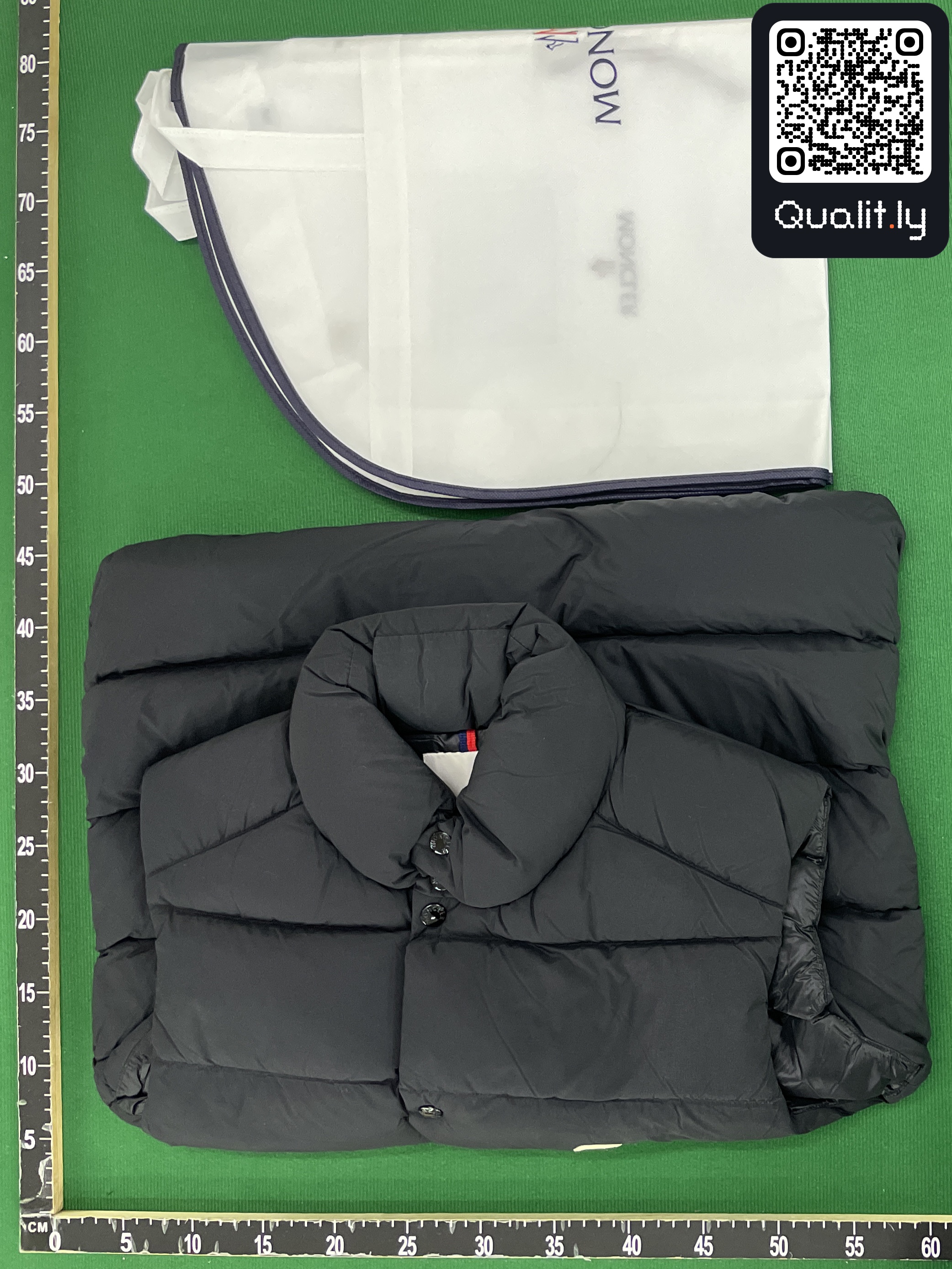 Jacke — QC-Foto 1 von 76