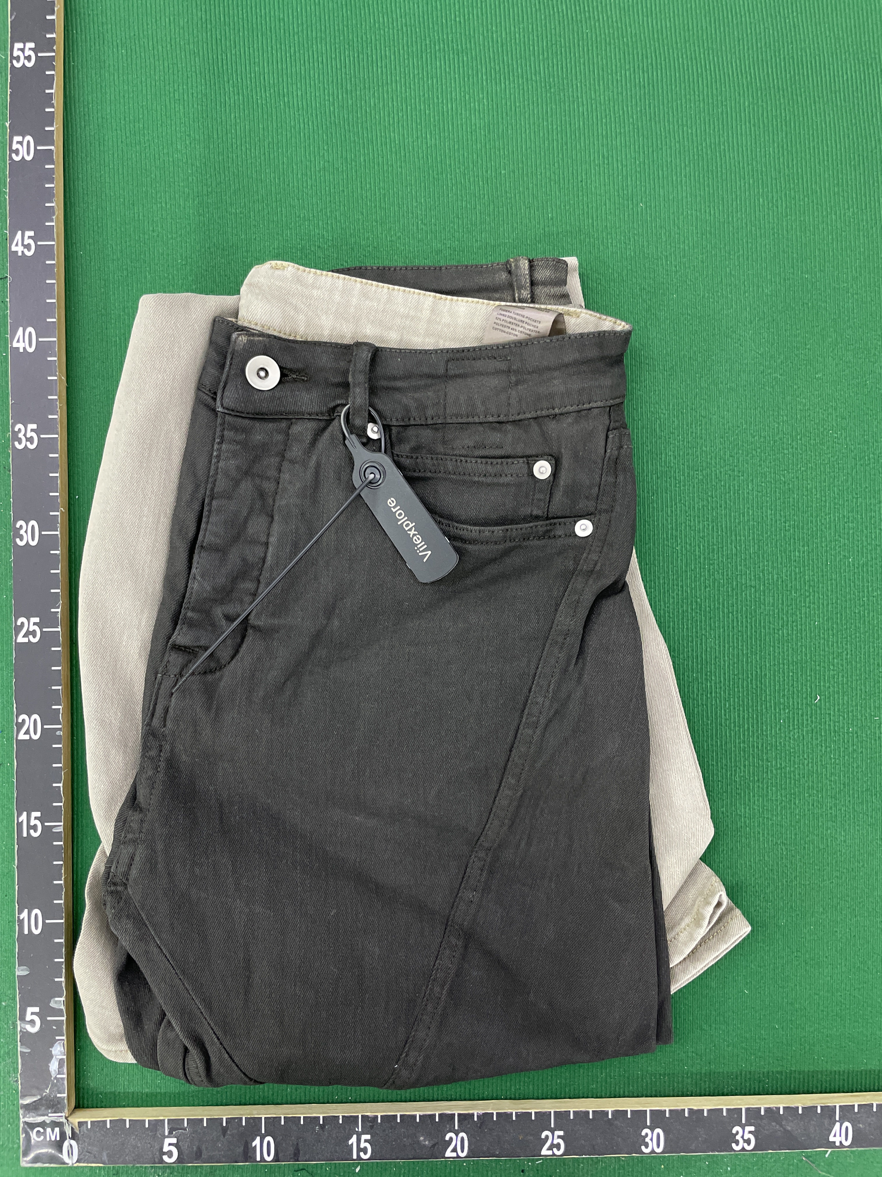 Jeans QC photo 1 of 31
