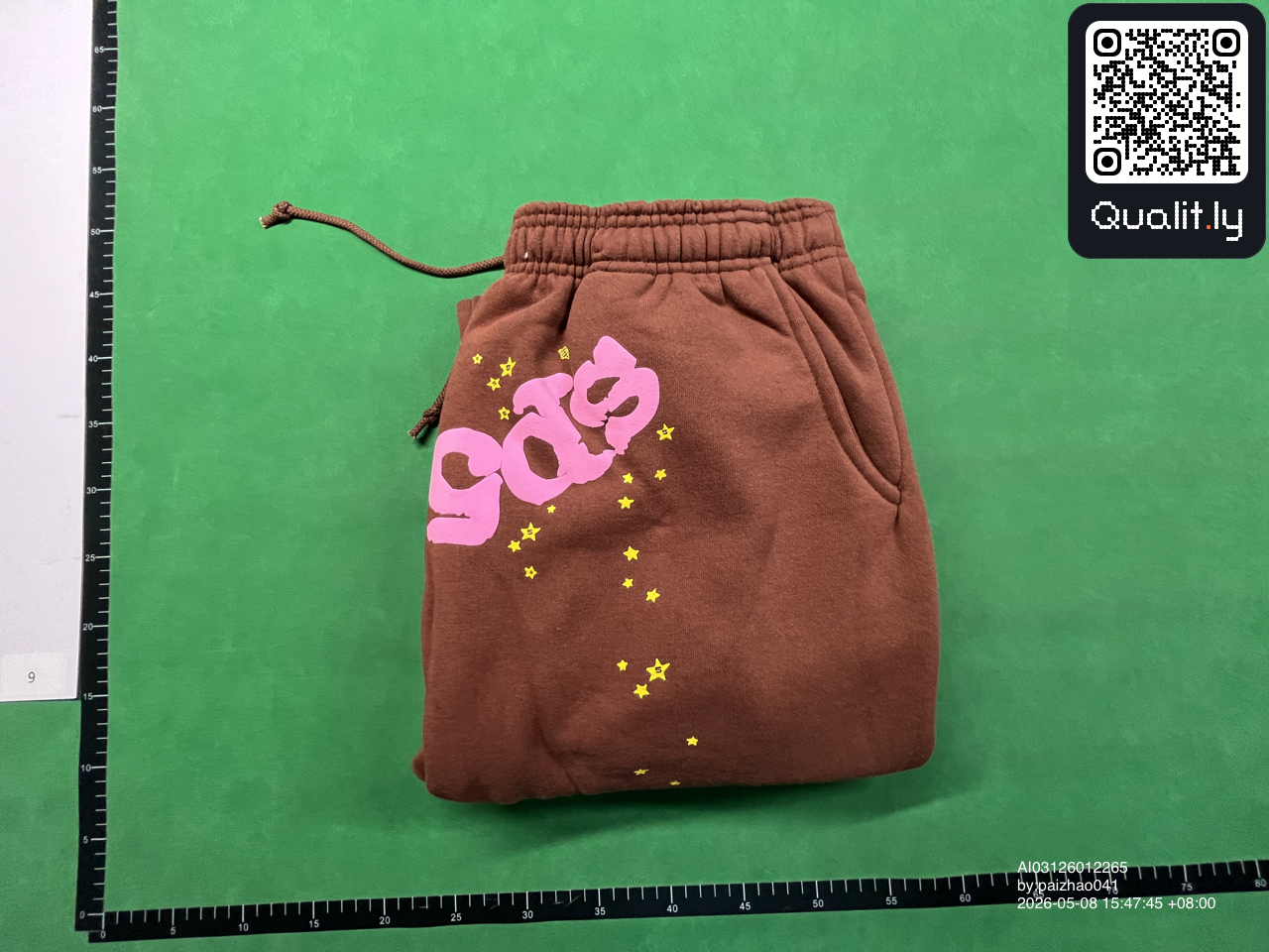 Pants QC photo 1 of 14