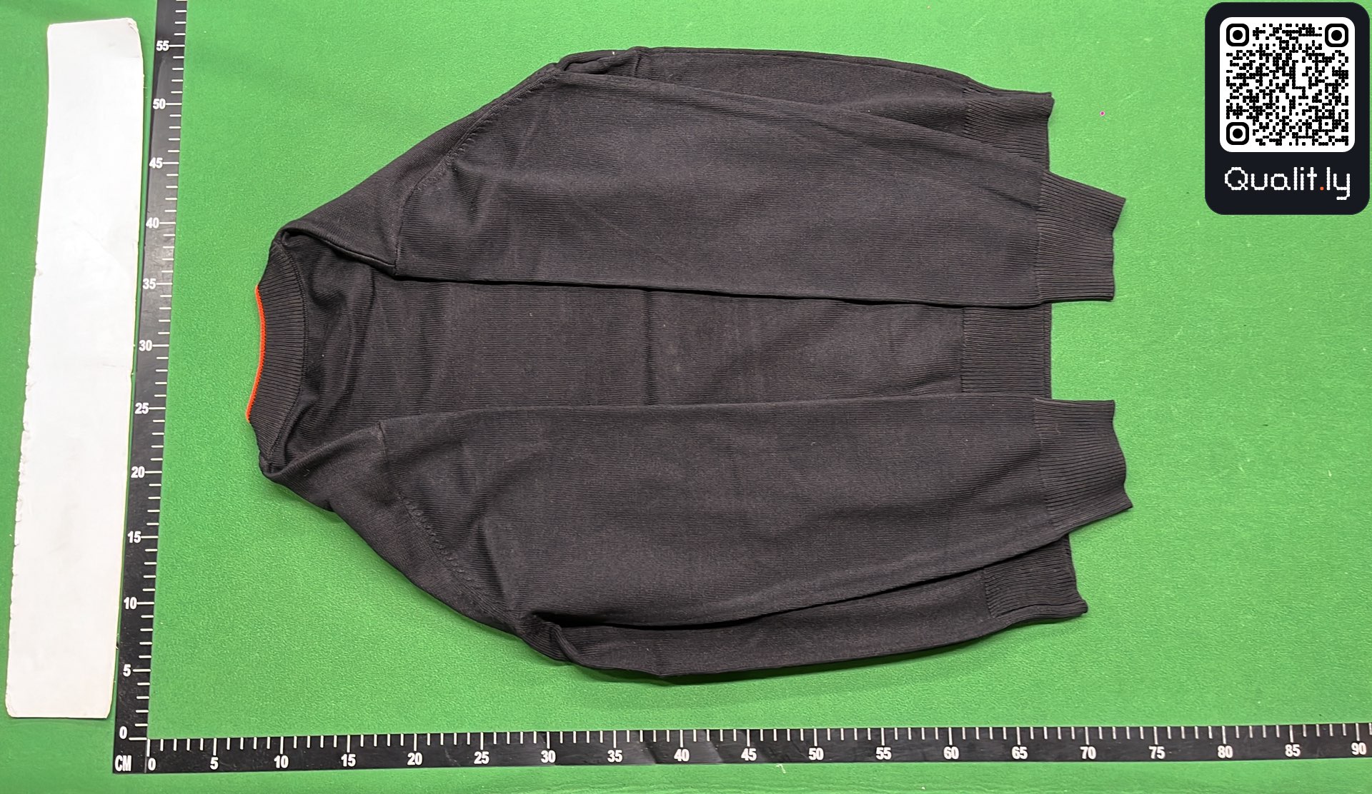 Sweater QC photo 3 of 16