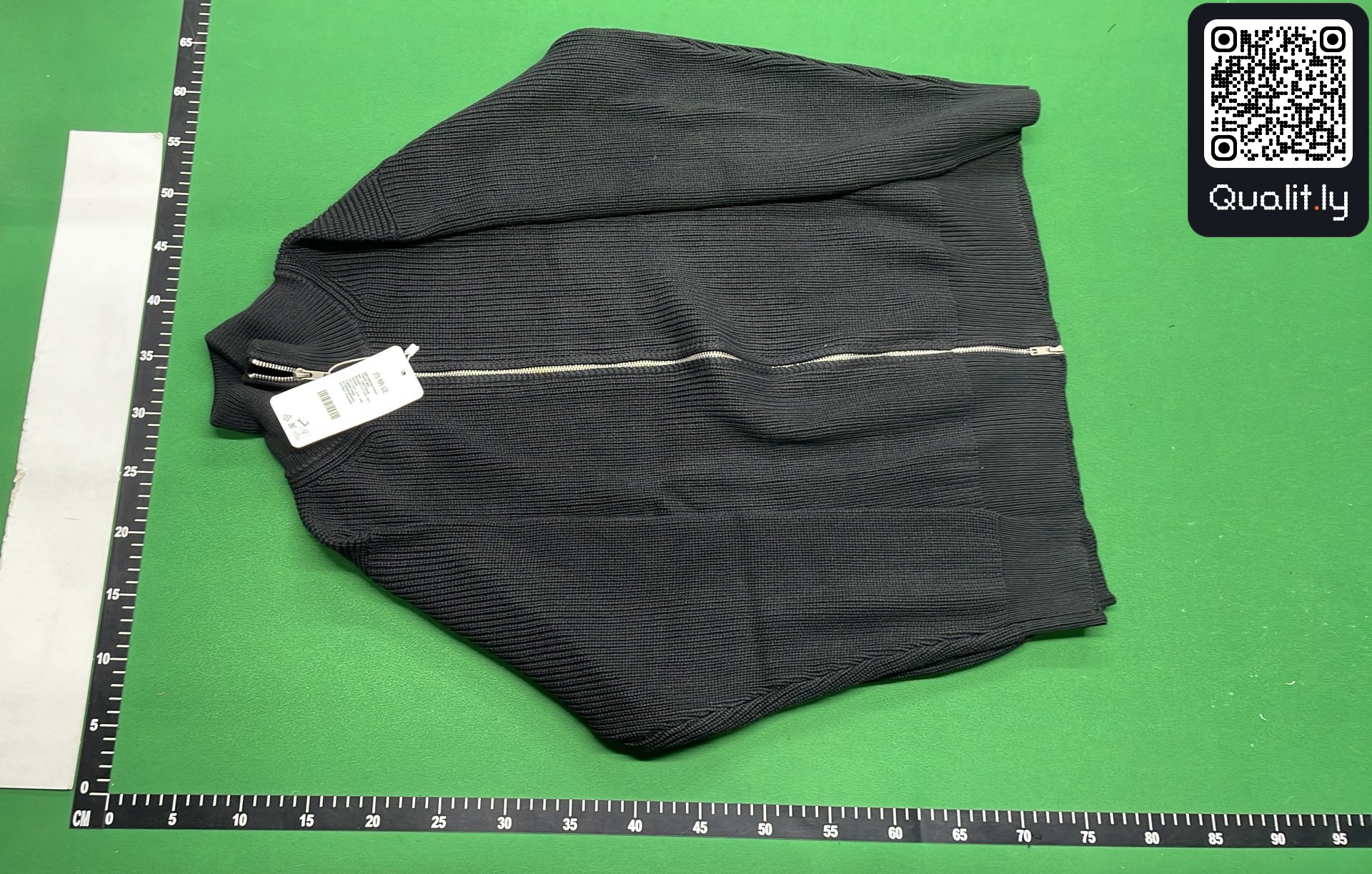 毛衣 QC 照片 2 / 12