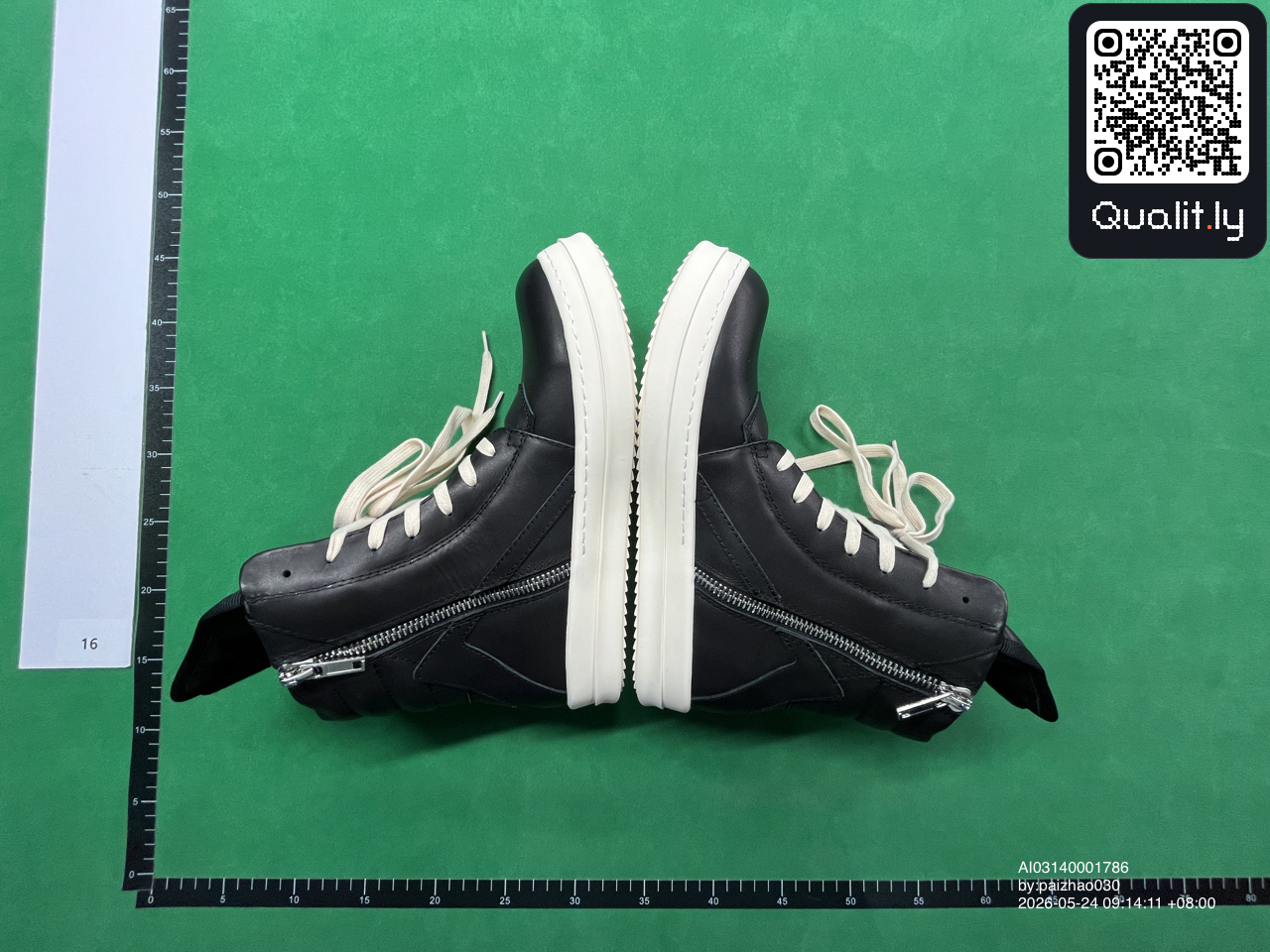 靴子 QC 照片 2 / 16