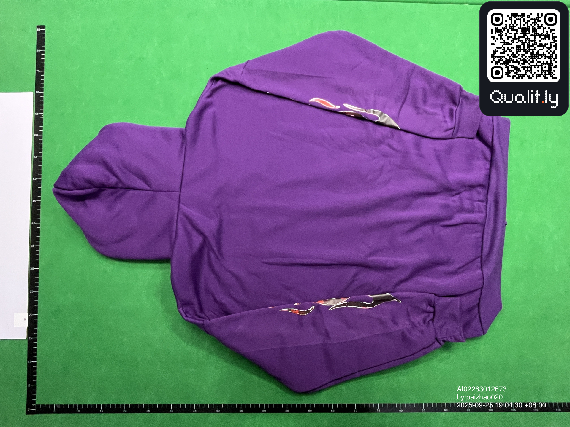 Hoodie — QC-foto 2 av 8