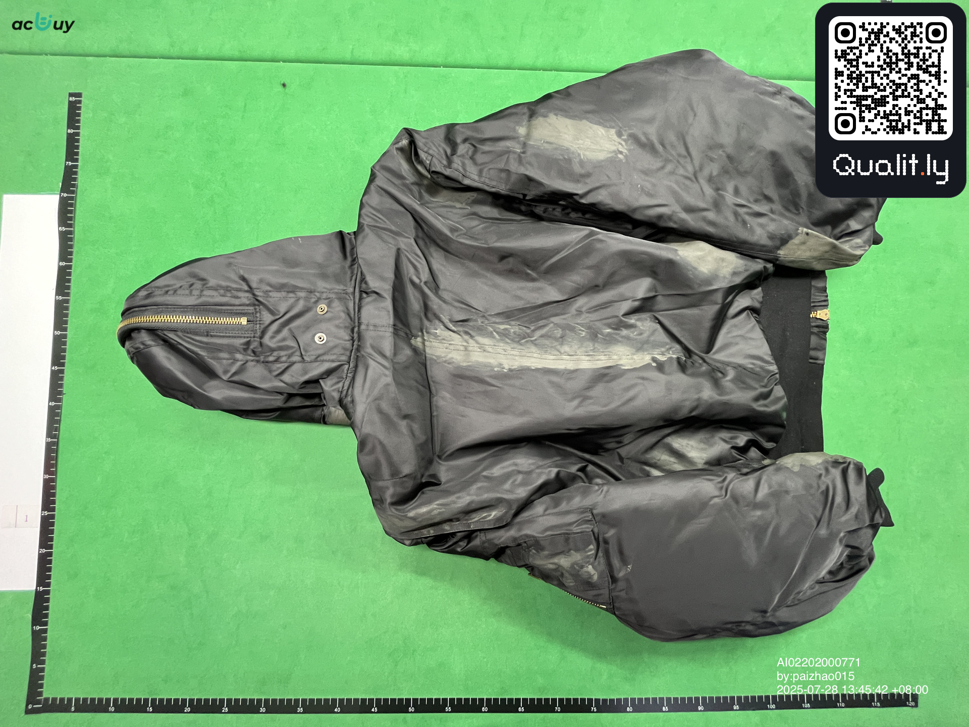 Jacket QC photo 2 of 28