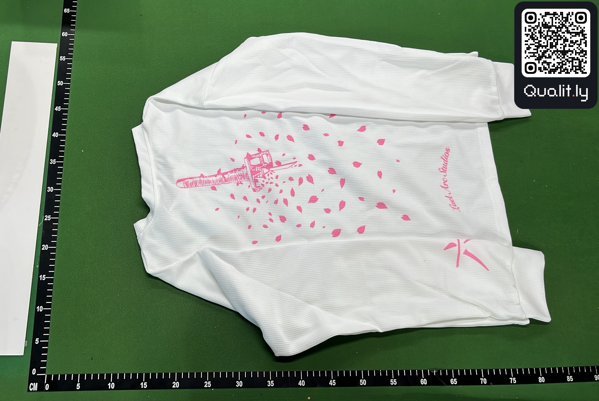 T-Shirt — QC-Foto 3 von 4