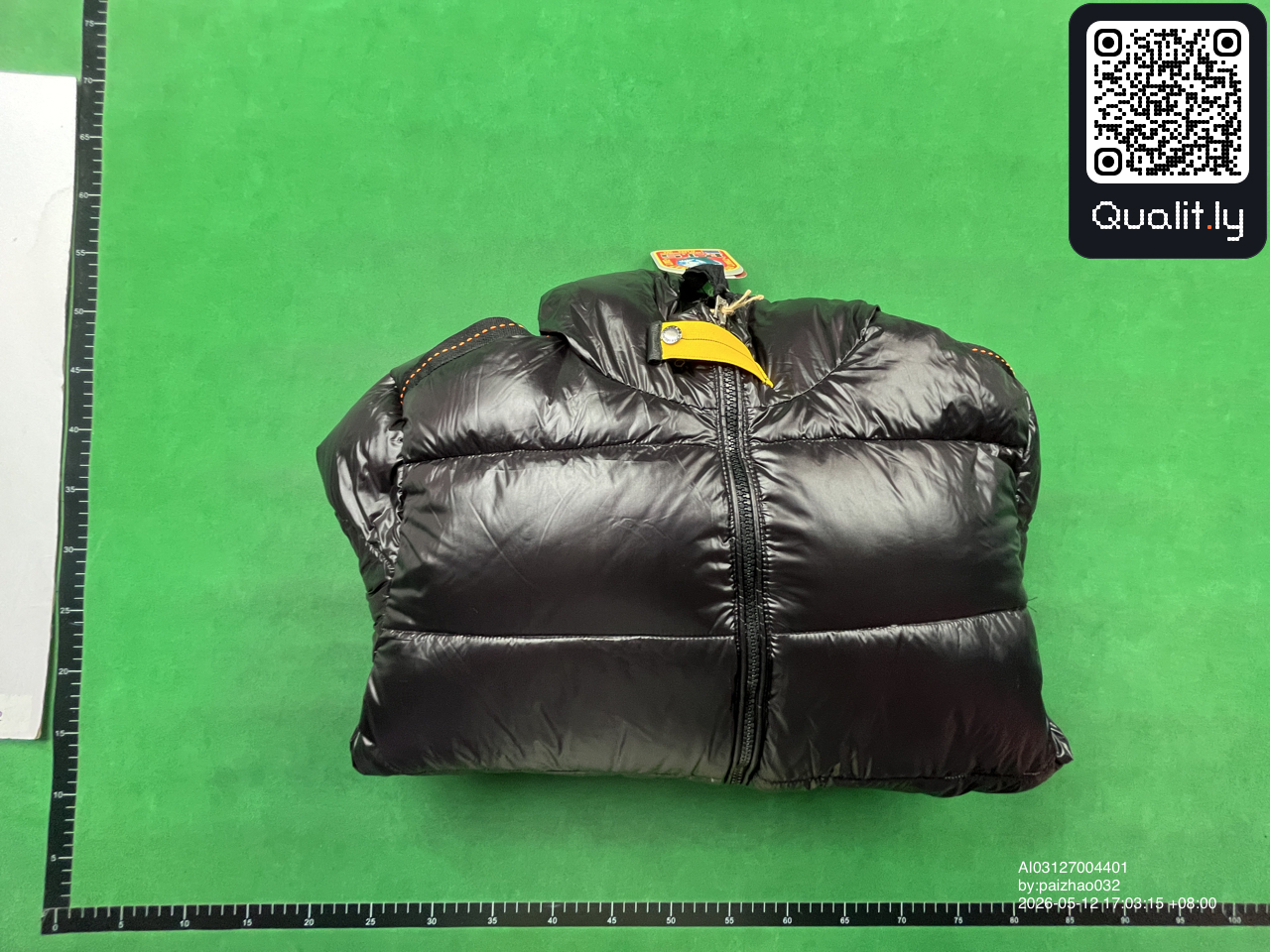 夹克 QC 照片 1 / 34