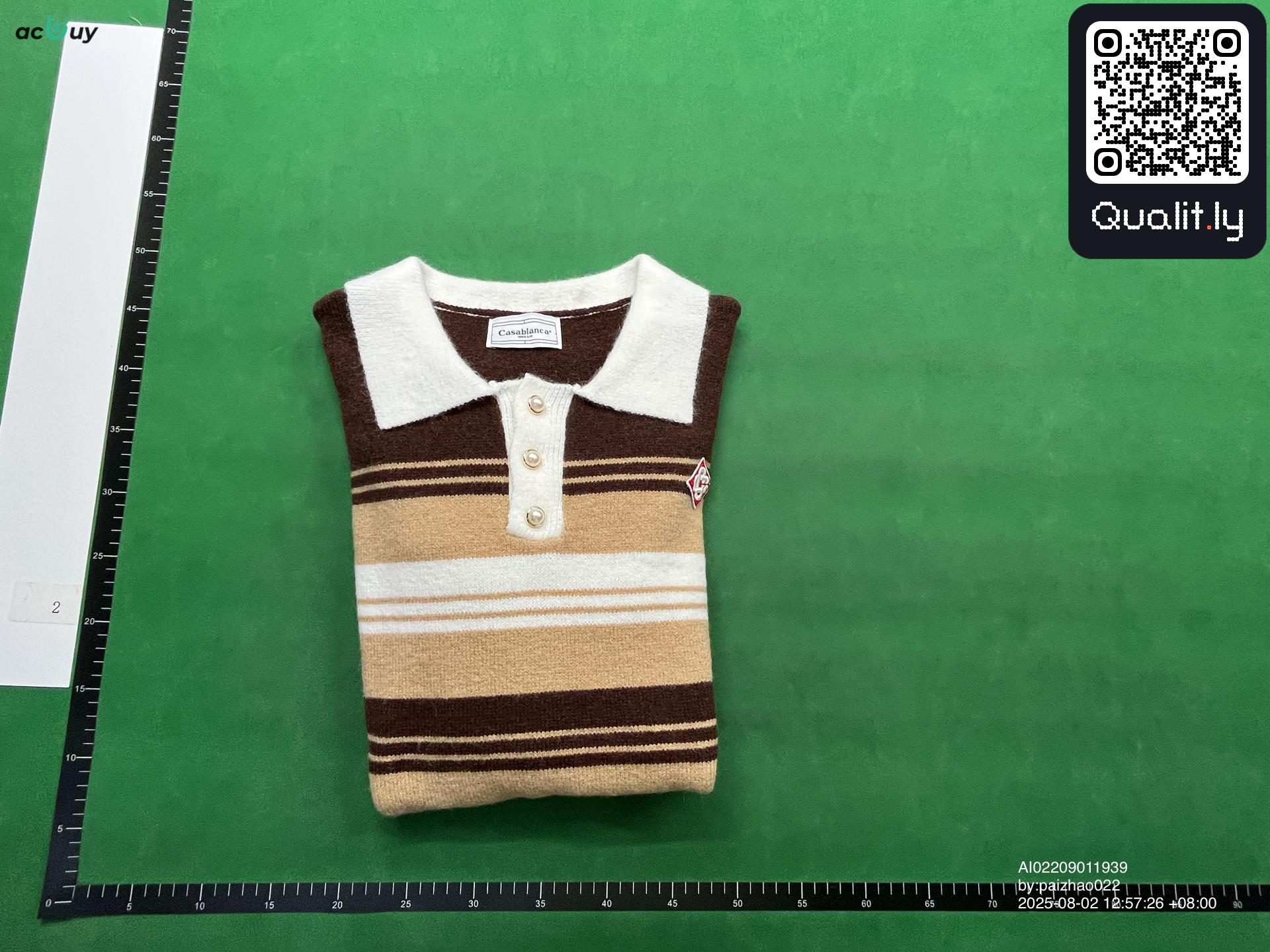 Foto QC 1 di 8