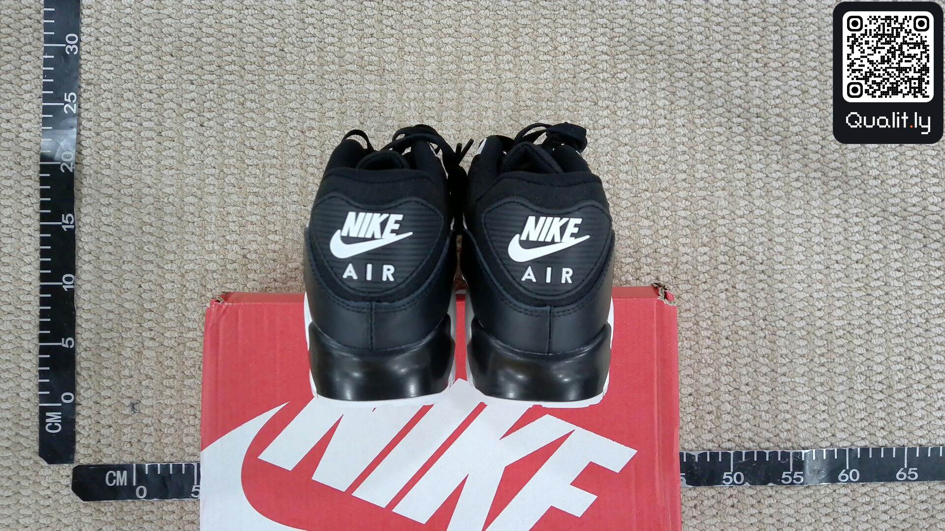 Sneakers QC photo 2 of 14
